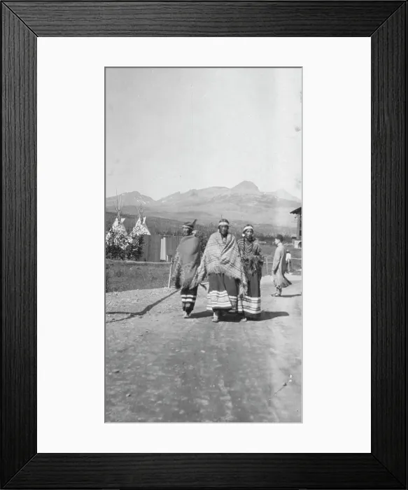 Framed Print : Indians in native dress, between c1900 and 1923. Creator: Unknown Framed Print : Indians in native dress, between c1900 and 1923. Creator: Unknown