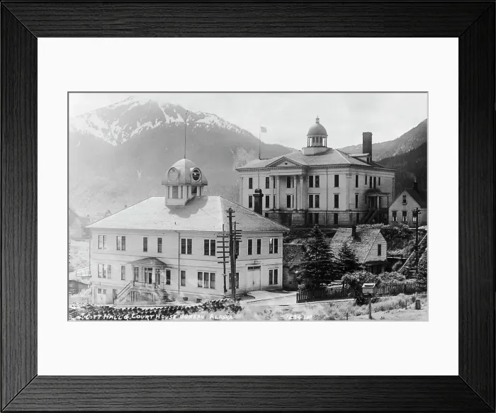 Framed Print : City Hall and Courthouse, between c1900 and c1930. Creator: Unknown Framed Print : City Hall and Courthouse, between c1900 and c1930. Creator: Unknown