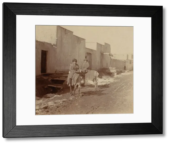 Framed Print : On the street in Samarkand, between 1905 and 1915. Creator: Sergey Mikhaylovich Prokudin-Gorsky Framed Print : On the street in Samarkand, between 1905 and 1915. Creator: Sergey Mikhaylovich Prokudin-Gorsky
