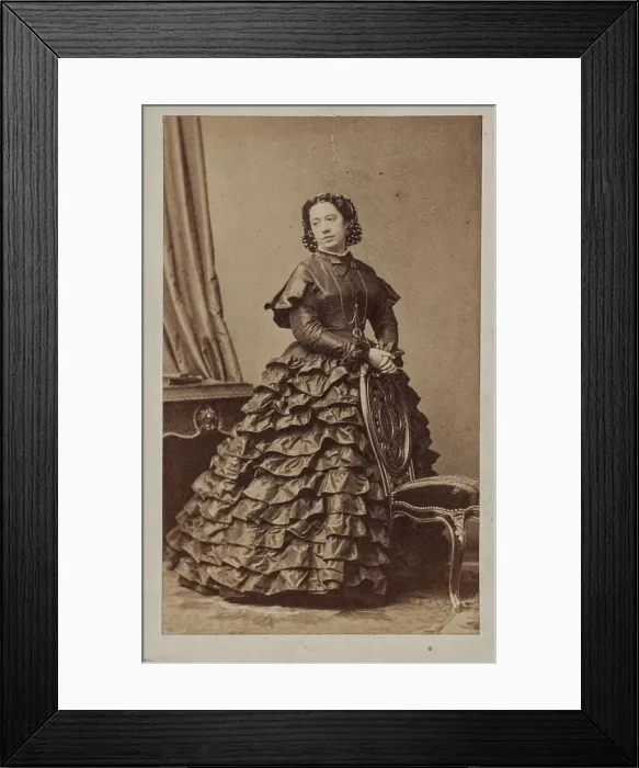Framed Print : Portrait of the singer and composer Pauline Viardot (1821-1910). Creator: Disdéri, André Adolphe-Eugène (1819-1889) Framed Print : Portrait of the singer and composer Pauline Viardot (1821-1910). Creator: Disdéri, André Adolphe-Eugène (1819-1889)