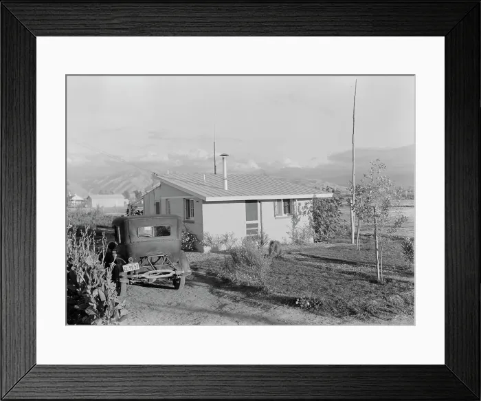 Framed Print : Type house at Garden Homes, Kern County, California, 1938. Creator: Dorothea Lange. Type house at Garden Homes, Kern County, California, 1938. Creator: Dorothea Lange Framed Print : Type house at Garden Homes, Kern County, California, 1938. Creator: Dorothea Lange. Type house at Garden Homes, Kern County, California, 1938. Creator: Dorothea Lange