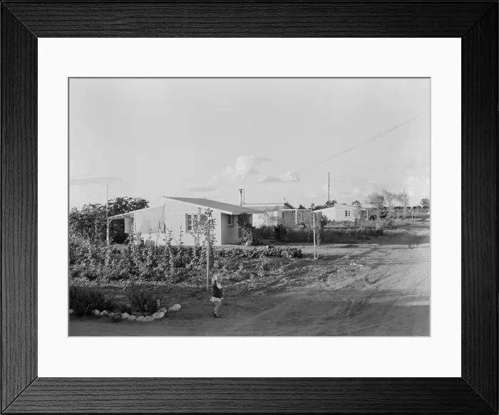 Framed Print : Type house at Garden Homes, Kern County, California, 1938. Creator: Dorothea Lange. Type house at Garden Homes, Kern County, California, 1938. Creator: Dorothea Lange Framed Print : Type house at Garden Homes, Kern County, California, 1938. Creator: Dorothea Lange. Type house at Garden Homes, Kern County, California, 1938. Creator: Dorothea Lange