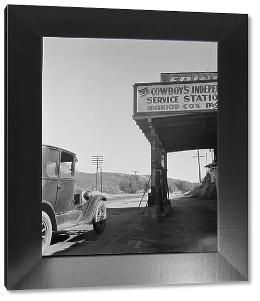 On the highway, Riverside County, California, 1937. Creator: Dorothea Lange