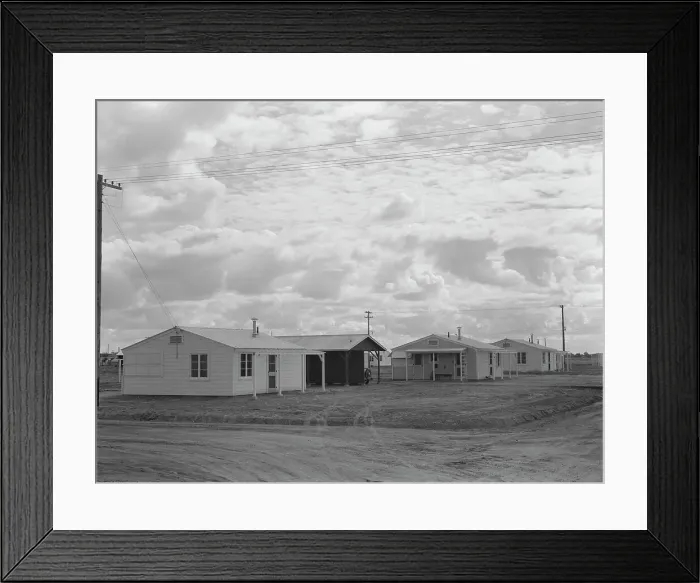 Framed Print : Looking from the camp to adjoining tract, Shafter migrant camp, California, 1938. Creator: Dorothea Lange Framed Print : Looking from the camp to adjoining tract, Shafter migrant camp, California, 1938. Creator: Dorothea Lange