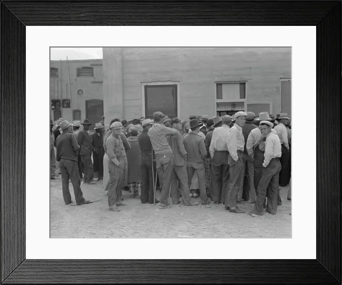 Framed Print : Waiting for the semi-monthly relief checks at Calipatria, California, 1937. Creator: Dorothea Lange Framed Print : Waiting for the semi-monthly relief checks at Calipatria, California, 1937. Creator: Dorothea Lange