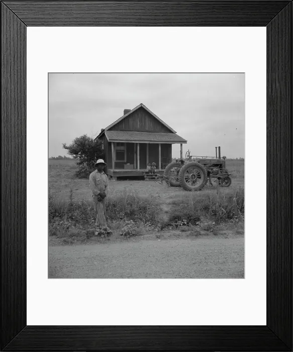 Framed Print : This ex-tenant still lives on the plantation, near Clarksdale, Mississippi, 1937. Creator: Dorothea Lange Framed Print : This ex-tenant still lives on the plantation, near Clarksdale, Mississippi, 1937. Creator: Dorothea Lange