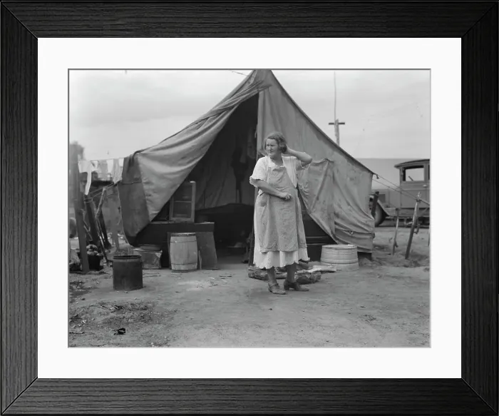 Framed Print : Mother of family of migrant fruit workers encamped on outskirts of Porterville, California, 1936. Creator: Dorothea Lange Framed Print : Mother of family of migrant fruit workers encamped on outskirts of Porterville, California, 1936. Creator: Dorothea Lange