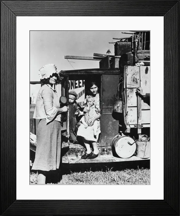 Framed Print : Drought refugees from Oklahoma looking for work in the pea fields of California, 1935. Creator: Dorothea Lange Framed Print : Drought refugees from Oklahoma looking for work in the pea fields of California, 1935. Creator: Dorothea Lange