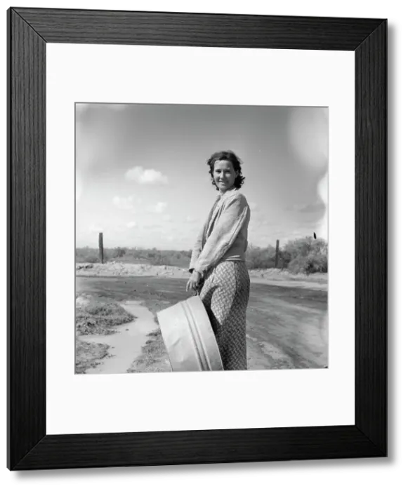 Framed Print : In a migratory camp, California, 1936. Creator: Dorothea Lange Framed Print : In a migratory camp, California, 1936. Creator: Dorothea Lange