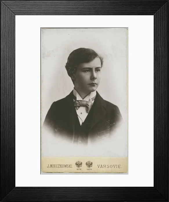 Framed Print : Portrait of the pianist and composer Josef Casimir Hofmann (1876-1957), 1895. Creator: Mieczkowski, Jan (1830-1889) Framed Print : Portrait of the pianist and composer Josef Casimir Hofmann (1876-1957), 1895. Creator: Mieczkowski, Jan (1830-1889)