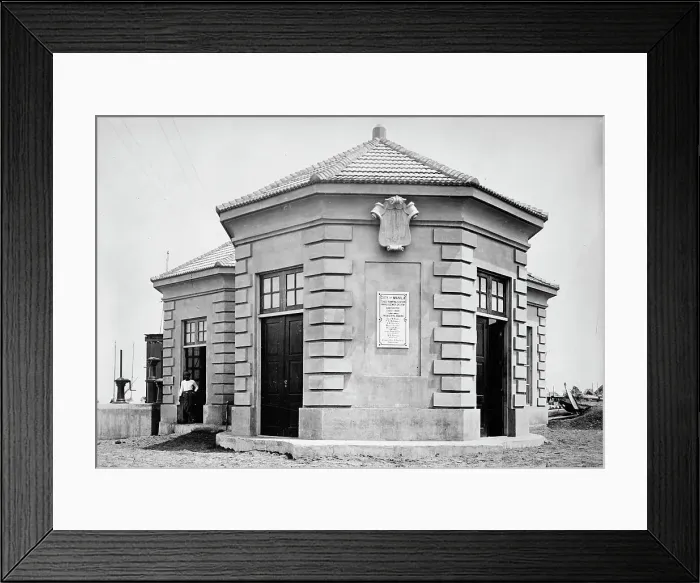 Framed Print : Philippines, 1912. Creator: Harris & Ewing. Philippines, 1912. Creator: Harris & Ewing Framed Print : Philippines, 1912. Creator: Harris & Ewing. Philippines, 1912. Creator: Harris & Ewing