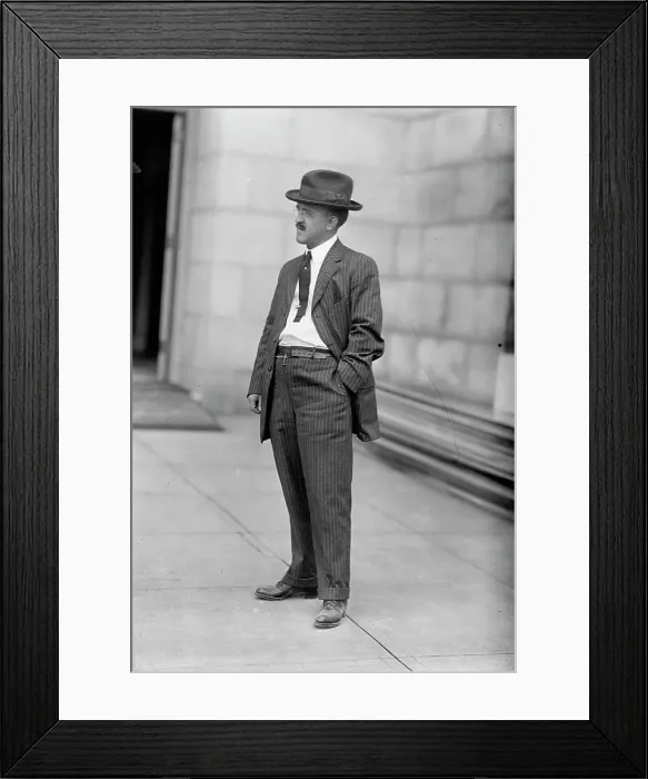Framed Print : Monorail Subway, Capitol To Senate - Man Who Installed System, 1912. Creator: Harris & Ewing. Monorail Subway, Capitol To Senate - Man Who Installed System, 1912. Creator: Harris & Ewing Framed Print : Monorail Subway, Capitol To Senate - Man Who Installed System, 1912. Creator: Harris & Ewing. Monorail Subway, Capitol To Senate - Man Who Installed System, 1912. Creator: Harris & Ewing