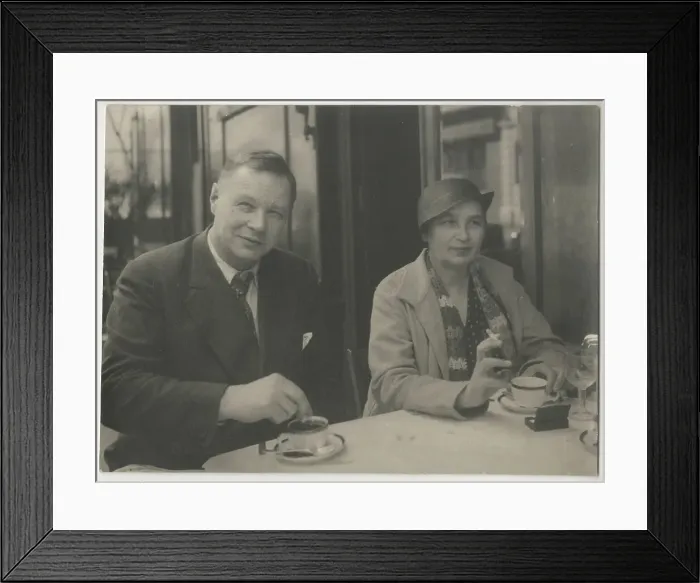 Framed Print : Natalia Goncharova and Mikhail Larionov at the Restaurant Petit Saint-Benoît, 1932. Creator: Anonymous Framed Print : Natalia Goncharova and Mikhail Larionov at the Restaurant Petit Saint-Benoît, 1932. Creator: Anonymous