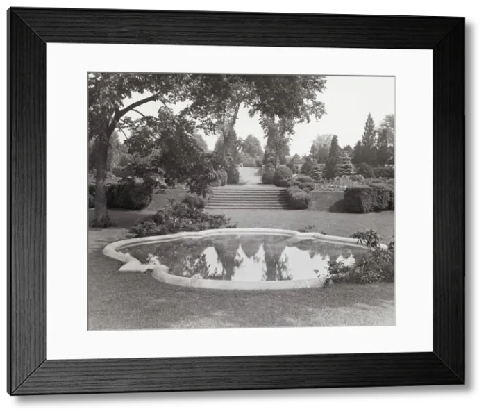 Framed Print : Killenworth, George Dupont Pratt house, Glen Cove, New York, c1918. Creator: Frances Benjamin Johnston. Killenworth, George Dupont Pratt house, Glen Cove, New York, c1918. Creator: Frances Benjamin Johnston Framed Print : Killenworth, George Dupont Pratt house, Glen Cove, New York, c1918. Creator: Frances Benjamin Johnston. Killenworth, George Dupont Pratt house, Glen Cove, New York, c1918. Creator: Frances Benjamin Johnston