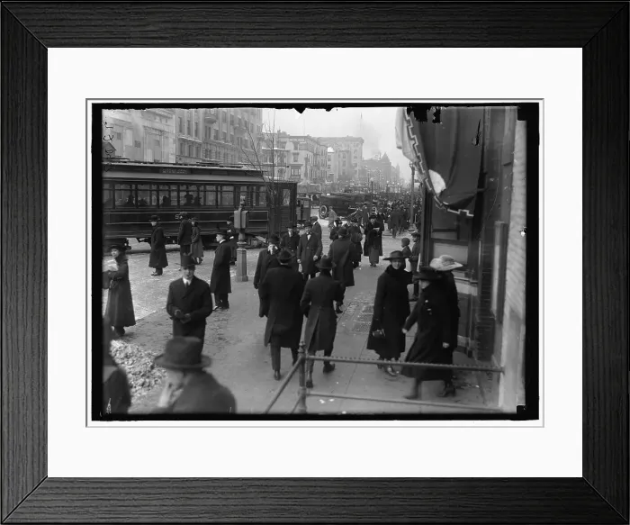 Framed Print : Street scene, Washington, D.C. between 1913 and 1918. Creator: Harris & Ewing. Street scene, Washington, D.C. between 1913 and 1918. Creator: Harris & Ewing Framed Print : Street scene, Washington, D.C. between 1913 and 1918. Creator: Harris & Ewing. Street scene, Washington, D.C. between 1913 and 1918. Creator: Harris & Ewing