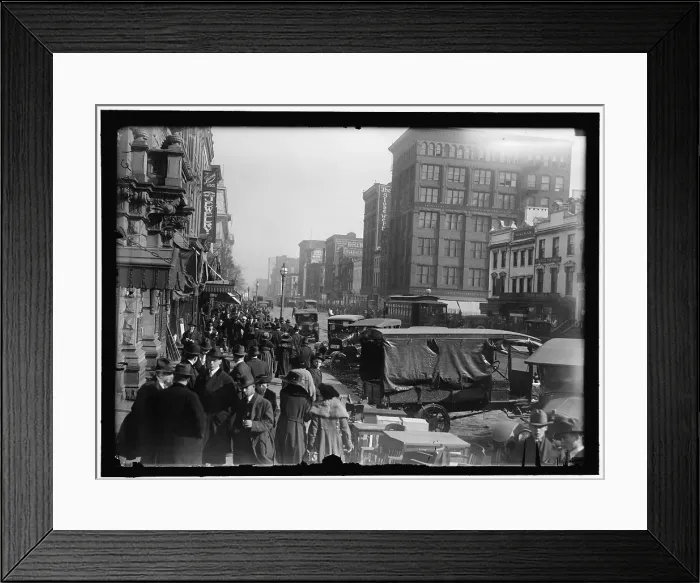 Framed Print : Street Scene, Washington, D.C. between 1913 and 1918. Creator: Harris & Ewing. Street Scene, Washington, D.C. between 1913 and 1918. Creator: Harris & Ewing Framed Print : Street Scene, Washington, D.C. between 1913 and 1918. Creator: Harris & Ewing. Street Scene, Washington, D.C. between 1913 and 1918. Creator: Harris & Ewing