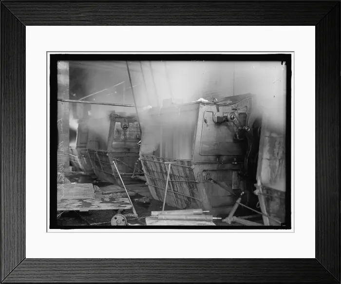 Framed Print : Long rag washer, between 1912 and 1917. Creator: Harris & Ewing. Long rag washer, between 1912 and 1917. Creator: Harris & Ewing Framed Print : Long rag washer, between 1912 and 1917. Creator: Harris & Ewing. Long rag washer, between 1912 and 1917. Creator: Harris & Ewing