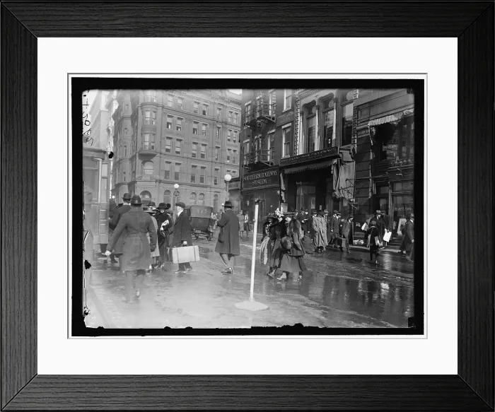 Framed Print : Street scene near G Street, Washington, D.C. between 1913 and 1918. Creator: Harris & Ewing. Street scene near G Street, Washington, D.C. between 1913 and 1918. Creator: Harris & Ewing Framed Print : Street scene near G Street, Washington, D.C. between 1913 and 1918. Creator: Harris & Ewing. Street scene near G Street, Washington, D.C. between 1913 and 1918. Creator: Harris & Ewing