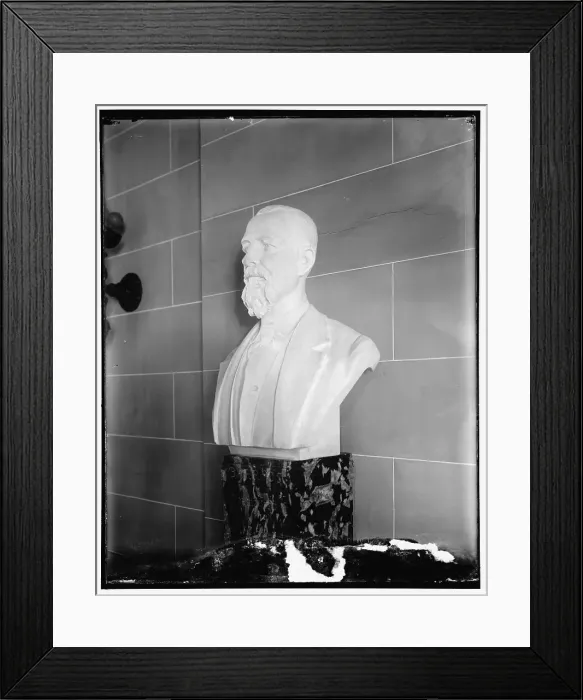 Framed Print : Sculpture, bust: Barrios, presented by Guatemala, between 1910 and 1920. Creator: Harris & Ewing. Sculpture, bust: Barrios, presented by Guatemala, between 1910 and 1920. Creator: Harris & Ewing Framed Print : Sculpture, bust: Barrios, presented by Guatemala, between 1910 and 1920. Creator: Harris & Ewing. Sculpture, bust: Barrios, presented by Guatemala, between 1910 and 1920. Creator: Harris & Ewing