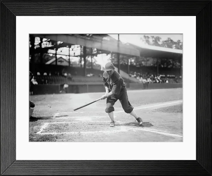 Framed Print : Baseball, Professional - Chicago Players, 1913. Creator: Harris & Ewing. Baseball, Professional - Chicago Players, 1913. Creator: Harris & Ewing Framed Print : Baseball, Professional - Chicago Players, 1913. Creator: Harris & Ewing. Baseball, Professional - Chicago Players, 1913. Creator: Harris & Ewing