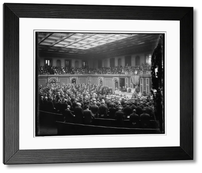 Framed Print : Congress, between 1910 and 1920. Creator: Harris & Ewing. Congress, between 1910 and 1920. Creator: Harris & Ewing Framed Print : Congress, between 1910 and 1920. Creator: Harris & Ewing. Congress, between 1910 and 1920. Creator: Harris & Ewing