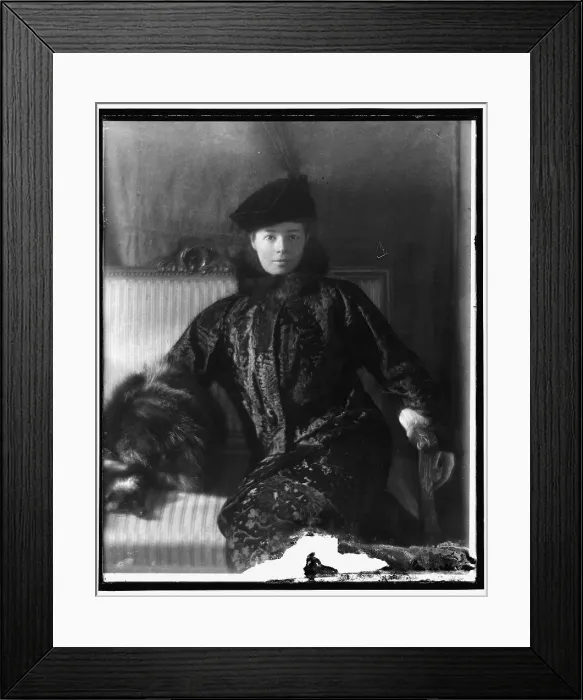 Framed Print : Red Cross, between 1910 and 1920. Creator: Harris & Ewing. Red Cross, between 1910 and 1920. Creator: Harris & Ewing Framed Print : Red Cross, between 1910 and 1920. Creator: Harris & Ewing. Red Cross, between 1910 and 1920. Creator: Harris & Ewing