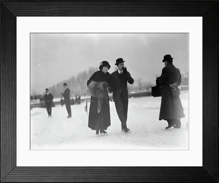 Framed Print : Mrs. Arthur Lewis Skating, 1912. Creator: Harris & Ewing. Mrs. Arthur Lewis Skating, 1912. Creator: Harris & Ewing Framed Print : Mrs. Arthur Lewis Skating, 1912. Creator: Harris & Ewing. Mrs. Arthur Lewis Skating, 1912. Creator: Harris & Ewing