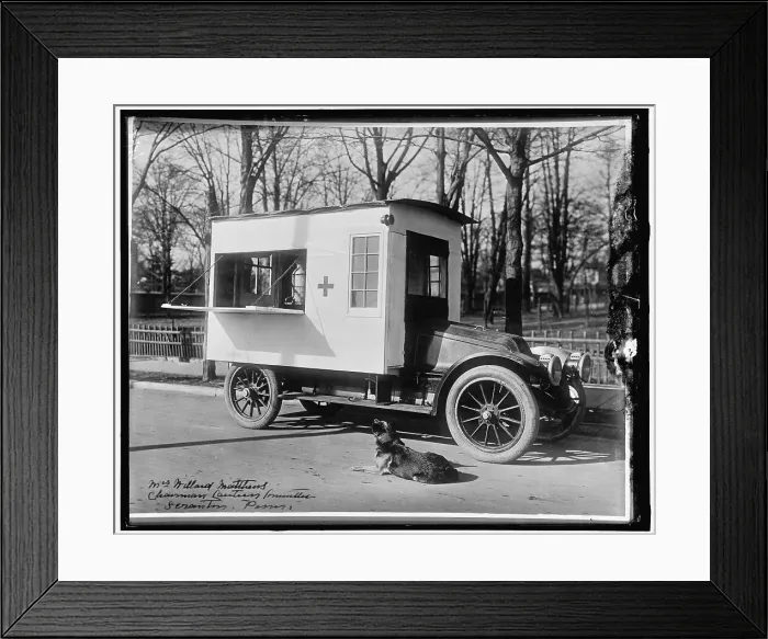 Framed Print : Red Cross: Mrs. Willard Matthews, Chairman Canteen Committee, Scranton, Penna, between 1910 and 1920 Creator: Harris & Ewing. Red Cross: Mrs. Willard Matthews, Chairman Canteen Committee, Scranton, Penna Framed Print : Red Cross: Mrs. Willard Matthews, Chairman Canteen Committee, Scranton, Penna, between 1910 and 1920 Creator: Harris & Ewing. Red Cross: Mrs. Willard Matthews, Chairman Canteen Committee, Scranton, Penna
