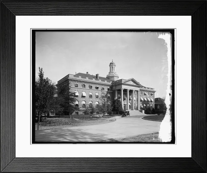 Framed Print : Walter Reed Hospital, between 1910 and 1920. Creator: Harris & Ewing. Walter Reed Hospital, between 1910 and 1920. Creator: Harris & Ewing Framed Print : Walter Reed Hospital, between 1910 and 1920. Creator: Harris & Ewing. Walter Reed Hospital, between 1910 and 1920. Creator: Harris & Ewing