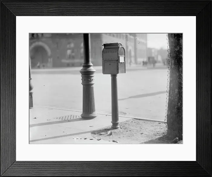 Framed Print : Post office Department Mail Box, 1911. Creator: Harris & Ewing. Post office Department Mail Box, 1911. Creator: Harris & Ewing Framed Print : Post office Department Mail Box, 1911. Creator: Harris & Ewing. Post office Department Mail Box, 1911. Creator: Harris & Ewing
