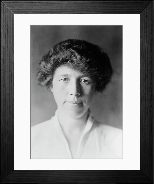 Framed Print : Mrs. Josephine Bennett, 1917. Creator: Harris & Ewing. Mrs. Josephine Bennett, 1917. Creator: Harris & Ewing Framed Print : Mrs. Josephine Bennett, 1917. Creator: Harris & Ewing. Mrs. Josephine Bennett, 1917. Creator: Harris & Ewing