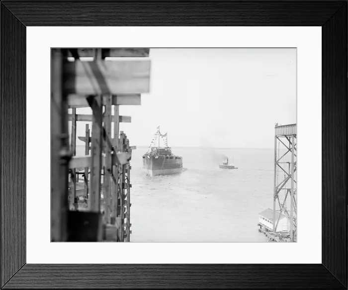 Framed Print : Launching of U.S.S. Texas, 1912. Creator: Harris & Ewing. Launching of U.S.S. Texas, 1912. Creator: Harris & Ewing Framed Print : Launching of U.S.S. Texas, 1912. Creator: Harris & Ewing. Launching of U.S.S. Texas, 1912. Creator: Harris & Ewing