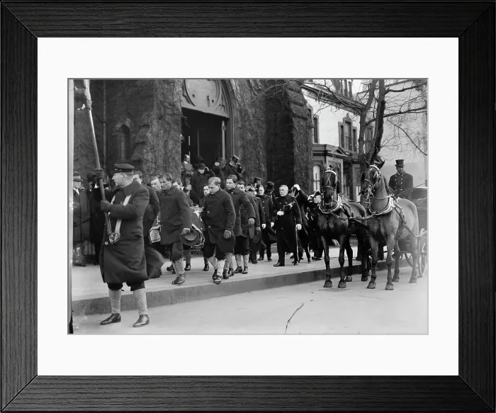 Framed Print : All Soul's Church, Unitarian, 14th And L Streets, N.W. - Funeral of Admiral Robley D. Evans, 1916. Creator: Harris & Ewing. All Soul's Church, Unitarian, 14th And L Streets, N.W. - Funeral of Admiral Robley D. Evans, 1916 Framed Print : All Soul's Church, Unitarian, 14th And L Streets, N.W. - Funeral of Admiral Robley D. Evans, 1916. Creator: Harris & Ewing. All Soul's Church, Unitarian, 14th And L Streets, N.W. - Funeral of Admiral Robley D. Evans, 1916