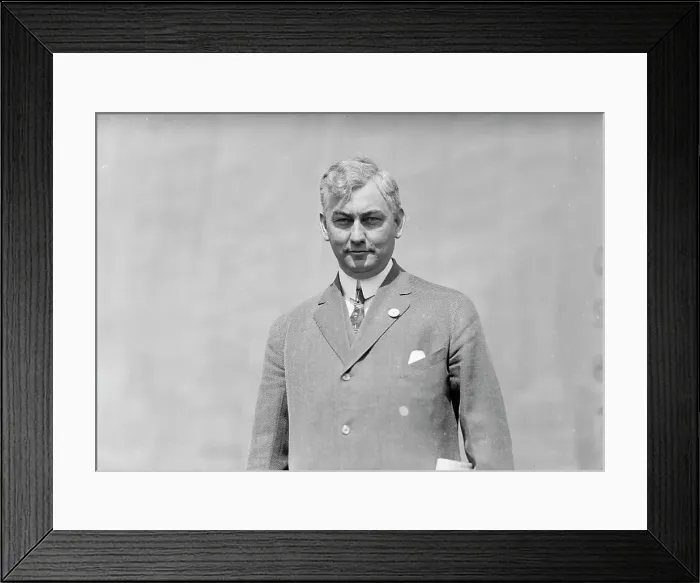 Framed Print : U.S.S. Texas - B.T. Bonner, Aid To Governor of Texas, 1912. Creator: Harris & Ewing. U.S.S. Texas - B.T. Bonner, Aid To Governor of Texas, 1912. Creator: Harris & Ewing Framed Print : U.S.S. Texas - B.T. Bonner, Aid To Governor of Texas, 1912. Creator: Harris & Ewing. U.S.S. Texas - B.T. Bonner, Aid To Governor of Texas, 1912. Creator: Harris & Ewing