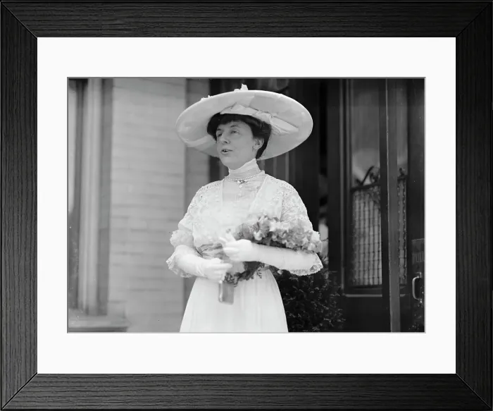 Framed Print : Dolly Madison Breakfast - Mrs. O.W. Underwood, 1912. Creator: Harris & Ewing. Dolly Madison Breakfast - Mrs. O.W. Underwood, 1912. Creator: Harris & Ewing