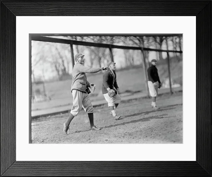 Framed Print : Bert Gallia, Joe Boehling, Unidentified, Washington Al (Baseball), ca. 1913. Creator: Harris & Ewing. Bert Gallia, Joe Boehling, Unidentified, Washington Al (Baseball), ca. 1913. Creator: Harris & Ewing Framed Print : Bert Gallia, Joe Boehling, Unidentified, Washington Al (Baseball), ca. 1913. Creator: Harris & Ewing. Bert Gallia, Joe Boehling, Unidentified, Washington Al (Baseball), ca. 1913. Creator: Harris & Ewing