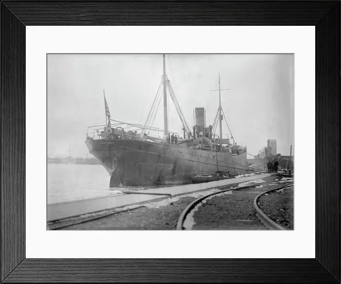 Framed Print : U.S.S Leonidas - Arriving with Mast of U.S.S. Maine, 1911. Creator: Harris & Ewing. U.S.S Leonidas - Arriving with Mast of U.S.S. Maine, 1911. Creator: Harris & Ewing Framed Print : U.S.S Leonidas - Arriving with Mast of U.S.S. Maine, 1911. Creator: Harris & Ewing. U.S.S Leonidas - Arriving with Mast of U.S.S. Maine, 1911. Creator: Harris & Ewing