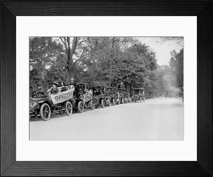 Framed Print : Woman Suffrage - Motor Parade To Capitol, 1913. Creator: Harris & Ewing. Woman Suffrage - Motor Parade To Capitol, 1913. Creator: Harris & Ewing Framed Print : Woman Suffrage - Motor Parade To Capitol, 1913. Creator: Harris & Ewing. Woman Suffrage - Motor Parade To Capitol, 1913. Creator: Harris & Ewing