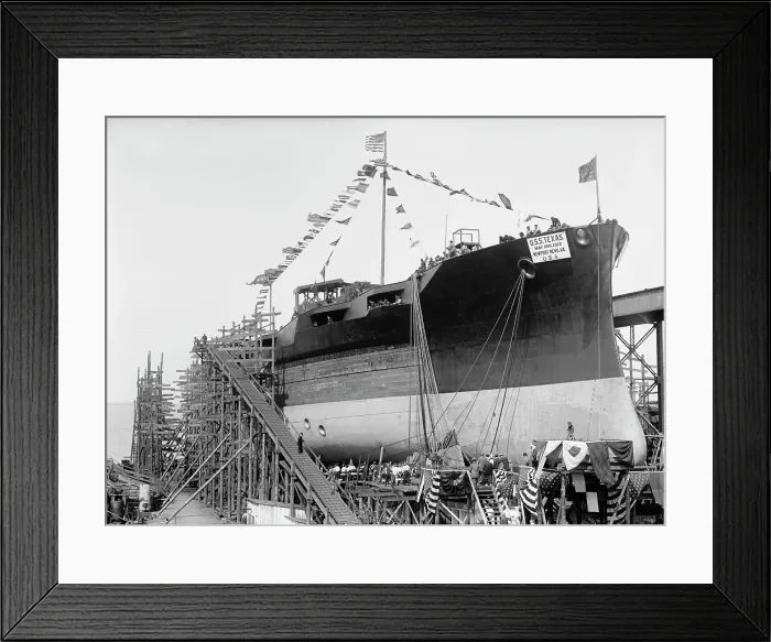 Framed Print : Launching of U.S.S. Texas, 1912. Creator: Harris & Ewing. Launching of U.S.S. Texas, 1912. Creator: Harris & Ewing Framed Print : Launching of U.S.S. Texas, 1912. Creator: Harris & Ewing. Launching of U.S.S. Texas, 1912. Creator: Harris & Ewing