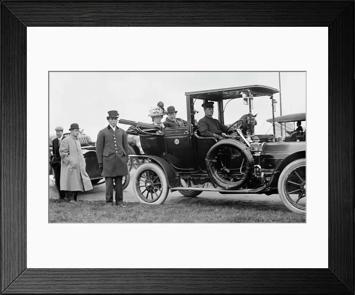 Framed Print : Garden Fete with President And Mrs. Taft, 1912. Creator: Harris & Ewing. Garden Fete with President And Mrs. Taft, 1912. Creator: Harris & Ewing Framed Print : Garden Fete with President And Mrs. Taft, 1912. Creator: Harris & Ewing. Garden Fete with President And Mrs. Taft, 1912. Creator: Harris & Ewing