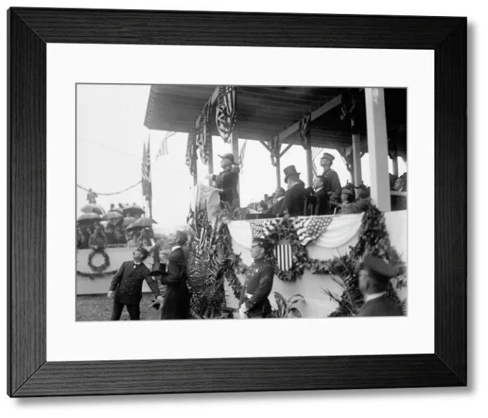 Framed Print : John Paul Jones Statue unveiling, Admiral George Dewey, U.S.N. 1912. Creator: Harris & Ewing. John Paul Jones Statue unveiling, Admiral George Dewey, U.S.N. 1912. Creator: Harris & Ewing Framed Print : John Paul Jones Statue unveiling, Admiral George Dewey, U.S.N. 1912. Creator: Harris & Ewing. John Paul Jones Statue unveiling, Admiral George Dewey, U.S.N. 1912. Creator: Harris & Ewing
