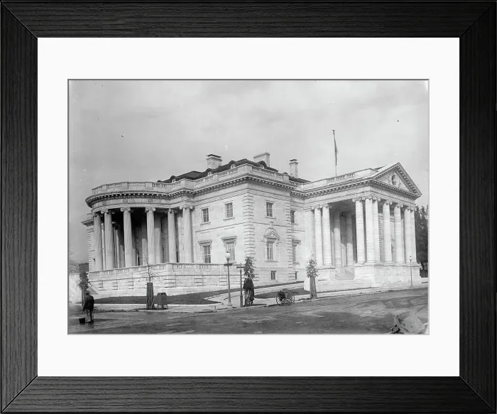 Framed Print : Memorial Continental Hall, National Headquarters of DAR - View of Building from The Southeast, 1912. Creator: Harris & Ewing. Memorial Continental Hall, National Headquarters of DAR - View of Building from The Southeast, 1912 Framed Print : Memorial Continental Hall, National Headquarters of DAR - View of Building from The Southeast, 1912. Creator: Harris & Ewing. Memorial Continental Hall, National Headquarters of DAR - View of Building from The Southeast, 1912