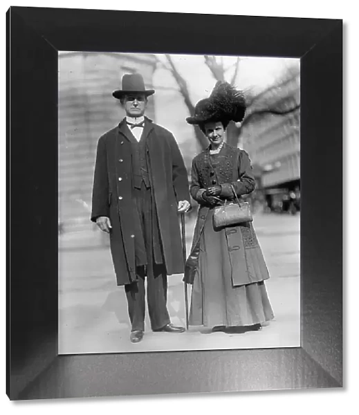William Walton Kitchin, Rep. from North Carolina, with Mrs. Kitchin, 1912. Creator: Harris & Ewing. William Walton Kitchin, Rep. from North Carolina, with Mrs. Kitchin, 1912. Creator: Harris & Ewing
