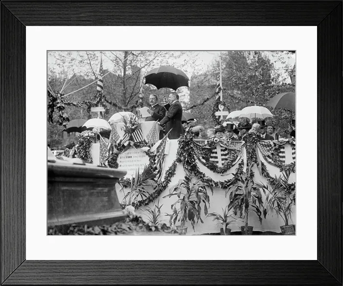Framed Print : Dedication of Henry Wadsworth Longfellow Statue, Rev. Alexander Mackey Smith... 1909. Creator: Harris & Ewing. Dedication of Henry Wadsworth Longfellow Statue, Rev. Alexander Mackey Smith... 1909. Creator: Harris & Ewing Framed Print : Dedication of Henry Wadsworth Longfellow Statue, Rev. Alexander Mackey Smith... 1909. Creator: Harris & Ewing. Dedication of Henry Wadsworth Longfellow Statue, Rev. Alexander Mackey Smith... 1909. Creator: Harris & Ewing