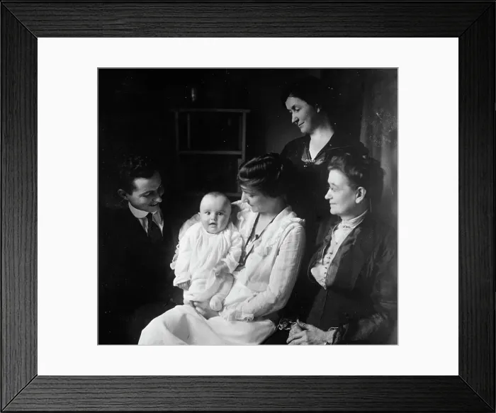 Framed Print : Mrs. Richard Boeckel, 1917. Creator: Harris & Ewing. Mrs. Richard Boeckel, 1917. Creator: Harris & Ewing Framed Print : Mrs. Richard Boeckel, 1917. Creator: Harris & Ewing. Mrs. Richard Boeckel, 1917. Creator: Harris & Ewing