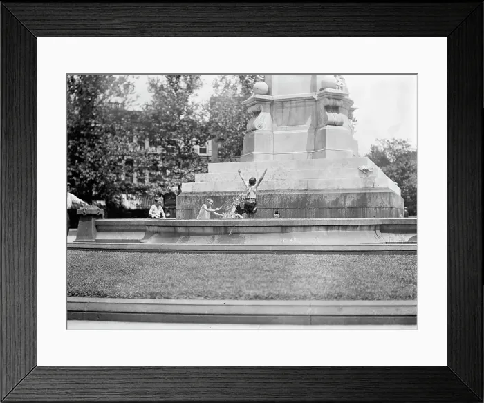 Framed Print : District of Columbia Parks - Children At Fountains And Pools, 1912. Creator: Harris & Ewing. District of Columbia Parks - Children At Fountains And Pools, 1912. Creator: Harris & Ewing Framed Print : District of Columbia Parks - Children At Fountains And Pools, 1912. Creator: Harris & Ewing. District of Columbia Parks - Children At Fountains And Pools, 1912. Creator: Harris & Ewing