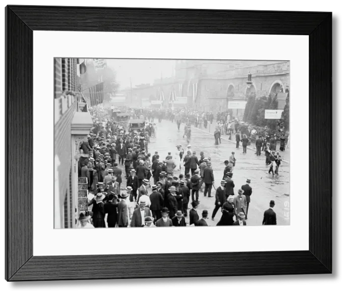 Framed Print : Fifth Regiment Armory, Baltimore, Maryland - Scenes During Democratic National Convention, 1912. Creator: Harris & Ewing. Fifth Regiment Armory, Baltimore, Maryland - Scenes During Democratic National Convention, 1912. Creator: Harris & Ewing Framed Print : Fifth Regiment Armory, Baltimore, Maryland - Scenes During Democratic National Convention, 1912. Creator: Harris & Ewing. Fifth Regiment Armory, Baltimore, Maryland - Scenes During Democratic National Convention, 1912. Creator: Harris & Ewing