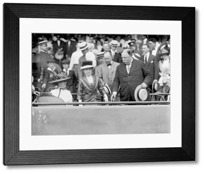 Framed Print : Baseball, Professional - Mrs. Knox; Sec. Knox; President Taft, 1912. Creator: Harris & Ewing. Baseball, Professional - Mrs. Knox; Sec. Knox; President Taft, 1912. Creator: Harris & Ewing Framed Print : Baseball, Professional - Mrs. Knox; Sec. Knox; President Taft, 1912. Creator: Harris & Ewing. Baseball, Professional - Mrs. Knox; Sec. Knox; President Taft, 1912. Creator: Harris & Ewing