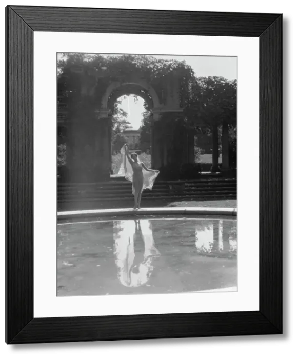 Framed Print : Elizabeth Duncan dancers and children, 1927 Creator: Arnold Genthe Framed Print : Elizabeth Duncan dancers and children, 1927 Creator: Arnold Genthe