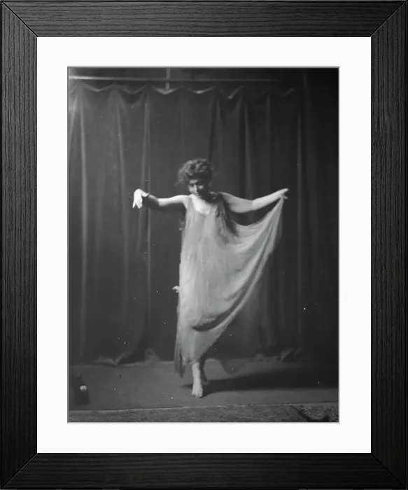 Framed Print : Elsie Dufour dancer, between 1918 and 1920. Creator: Arnold Genthe Framed Print : Elsie Dufour dancer, between 1918 and 1920. Creator: Arnold Genthe
